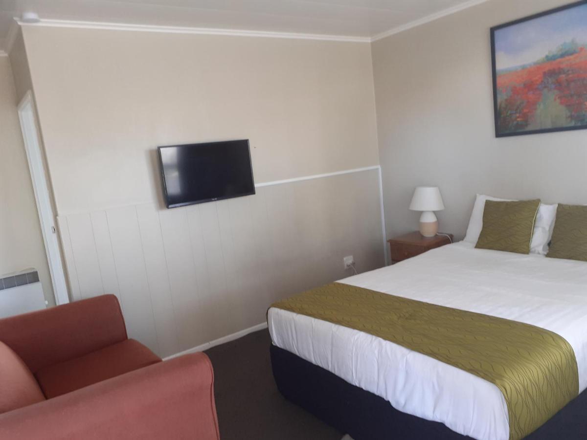 Fiesta Court Motel Whanganui Exterior photo
