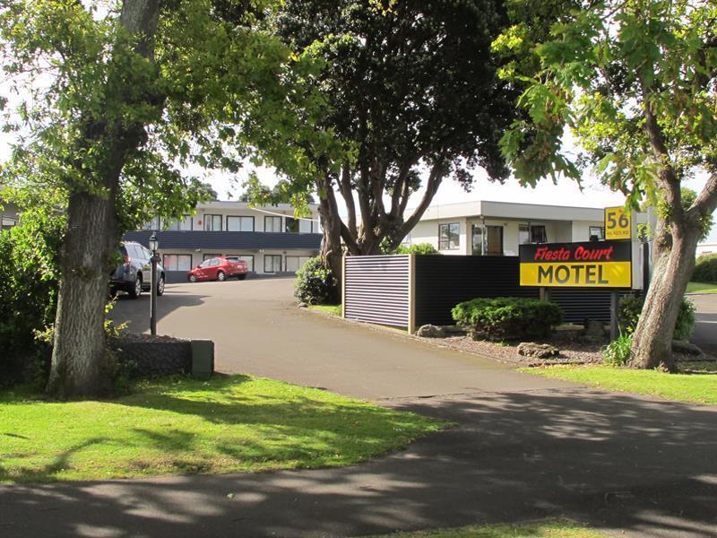 Fiesta Court Motel Whanganui Exterior photo